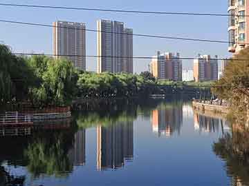 余干最新新闻，学习变革浪潮中的自信启航之旅